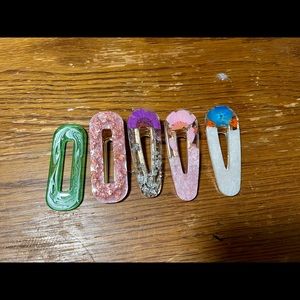 Resin hair clips